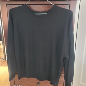 Banana Republic Women's Black Crewneck Sweater
